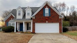 1417 Williamsburg Lane