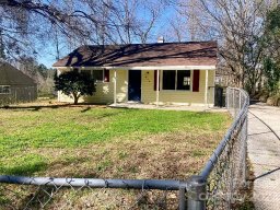 816 Circle View Drive