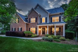 5621 Turkey Oak Drive