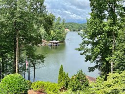 894 North Shore Drive