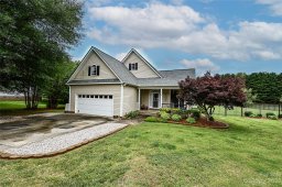 310 Little Daisy Lane