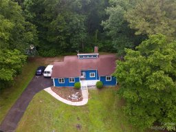 2516 Bobwhite Circle