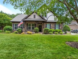 9044 Mossy Hill Lane