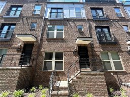 15033 New Amsterdam Lane