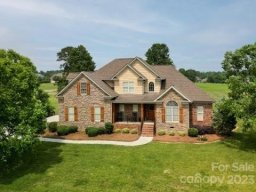 4913 Campobello Drive