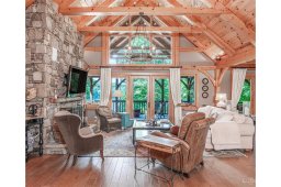 875 Mountain Parkway