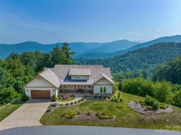 22 Bartrams Walk Drive