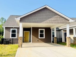 2838 15th Avenue Place