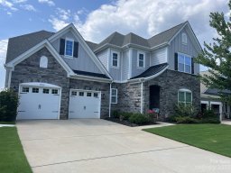 18709 Dumbarton Oaks Drive