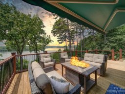 145 Kingfisher Court