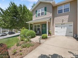 217 Wiltshire Circle