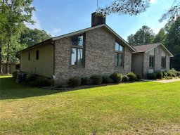 2010 Sprucewood Street