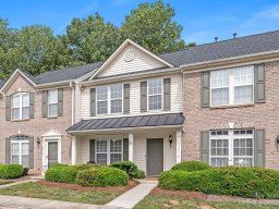 3047 Misty Harbor Circle