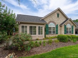 35 Mountain Meadow Circle