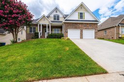 1832 31st Avenue Lane