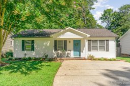 1318 Ridgewood Drive