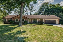 8843 Larchmont Circle