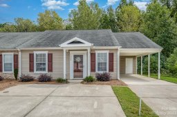 1008 Old Chestnut Way