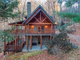 725 Point Of View Drive