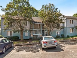 1904 Beechtree Court