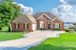 9431 Island Point Road