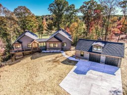 179 Broken Arrow Drive