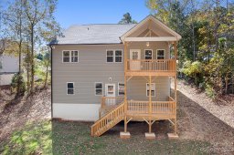 112 Pine Bluff Court