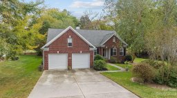 7602 Hogans Bluff Lane