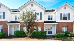 6450 Mallard View Lane