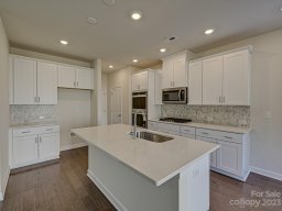 113 Ravensara Avenue