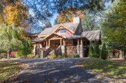 202 Riverlinks Drive