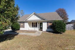 1717 Heathland Drive