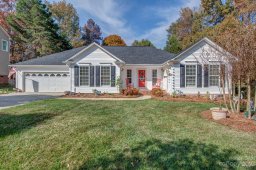 1519 Lavington Court