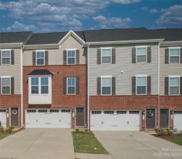 2572 Grantham Place Drive