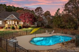 2558 Camelia Pointe Drive