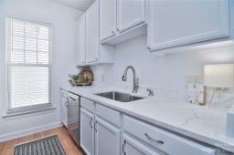 18710 Oakhurst Boulevard