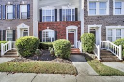 9608 Kings Parade Boulevard