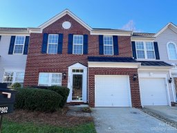 7902 Mariners Pointe Circle