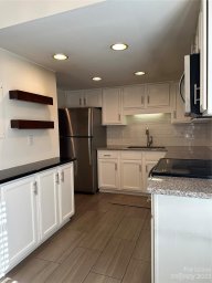 6550 Point Comfort Lane