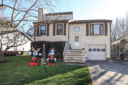 5206 Rolling Oak Lane