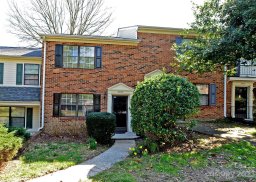 8843 Hunter Ridge Drive