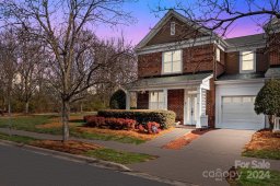 18524 Mizzenmast Avenue