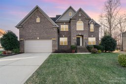 2111 Eskridge Terrace