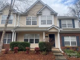 5285 Ficus Tree Lane