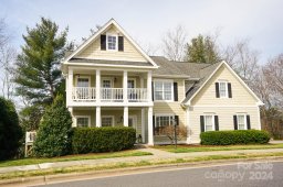 417 19th Avenue Circle