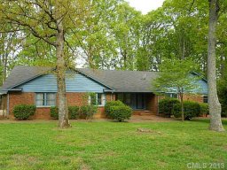 1301 Huckleberry Drive