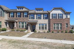 6806 Piper Thorn Way