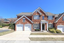 11552 Corliss Avenue