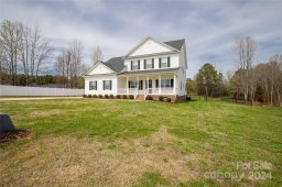 5039 Oxbow Run Lane