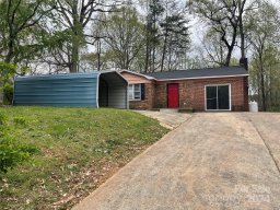 1306 Northwoods Drive